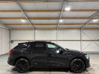 Schadeauto Audi E-tron 55 95kWh 300kW Quattro Advanced Luchtvering Pano 2019/9