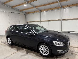 Volvo V-60 2.0D4 133kW Automaat Ocean Race picture 2