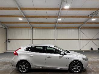 Schadeauto Volvo V-40 1.6T2 88kW Clima Summum 2015/4