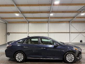 Voiture accidenté Hyundai Sonata HYBRID 115kW Automaat SE 2018/3