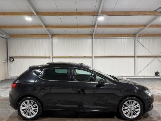 uszkodzony samochody osobowe Seat Leon 1.6TDI 85kW Xcellence Business Intense Pano Leder 2018/1