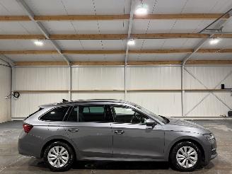 Schadeauto Skoda Octavia 1.5TSI 85kW Automaat MHEV Business Edition 2025/3