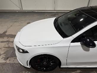 Mercedes A-klasse 250 165kW Automaat Pano Premium Plus picture 17