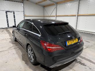 Mercedes Cla-klasse 180d  Automaat AMG Business Solution Shootingbrake picture 12