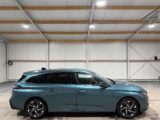 uszkodzony samochody osobowe Peugeot 308 1.2PureTech 96kW Automaat Allure Pack Business 2023/1
