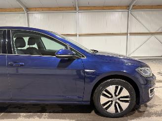 Volkswagen Golf 36kWh 100kW Automaat E-Edition picture 14
