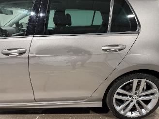 Volkswagen Golf 1.4TSI 110kW ACT Business Edition R Pano picture 17