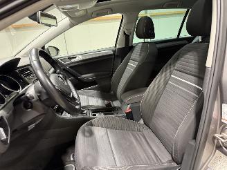 Volkswagen Golf 1.4TSI 110kW ACT Business Edition R Pano picture 18