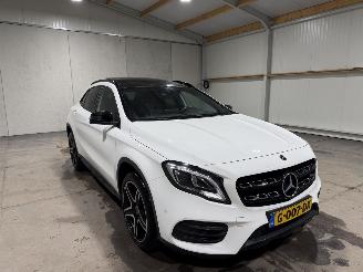 Mercedes GLA 180 90kW Automaat Pano Business  Solution picture 3