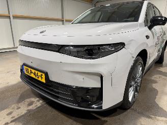 Leapmotor C10 28.4kWh REEV 63kW Hybrid 1.5 Design picture 25