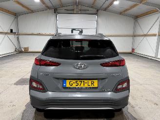 Hyundai Kona 64kWh 150kW Premium picture 7
