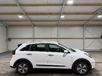 Auto incidentate Kia Niro 1.6GDI Hybrid 77kWh DynamicLine 2019/5