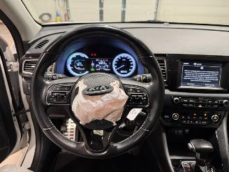 Kia Niro 1.6GDI Hybrid 77kWh DynamicLine picture 31