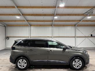 Schadeauto Peugeot 5008 1.2PureTech 96kW Automaat Blue Lease Executive 7 Persoons 2019/6