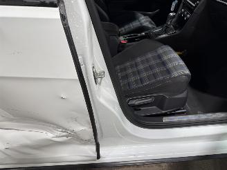 Volkswagen Golf 1.4TSI GTE 110kW Automaat Pano Connected Series picture 22