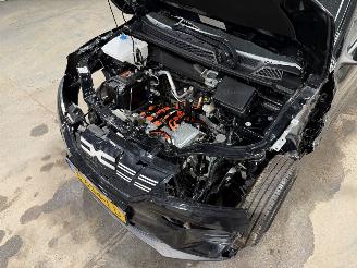 Dacia Spring 27kWh 33kW Automaat Essential picture 29