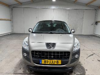 Peugeot 3008 1.6THP 115kW Clima Premiére picture 4