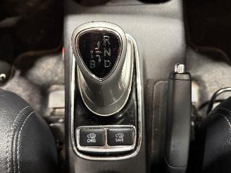 Mitsubishi Outlander 2.0PHEV 89kW AWD Automaat Instyle+ Schuifkanteldak picture 18