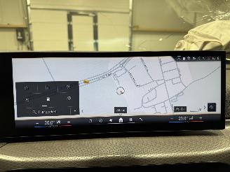 BMW 3-serie 330e 135kW Automaat Pano picture 35