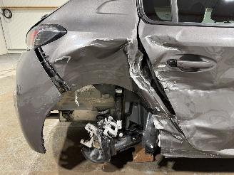 Peugeot 208 1.2PureTech 74kW Clima Camera Allure Pack picture 31