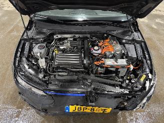 Volkswagen Golf GTE 1.4Ehybrid 110kW Automaat picture 26