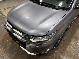 Mitsubishi Outlander 2.0 110kW Automaat Connect Pro picture 21