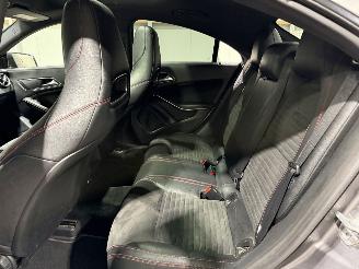 Mercedes Cla-klasse 180 90kW Automaat Pano Ambition picture 37