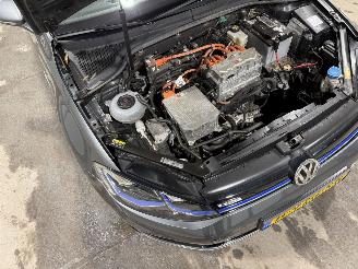 Volkswagen e-Golf 36kWh 100kW Automaat E-Edition picture 25