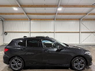 Schadeauto BMW 1-serie 118i 103kW Automaat High Executive Edition Schuifdak 2020/6