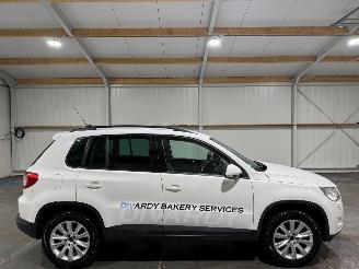 uszkodzony samochody osobowe Volkswagen Tiguan 1.4TSI 110kW Navi ECC Camera 2009/6