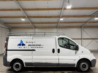 danneggiata veicoli commerciali Opel Vivaro 2.0CDTI 66kW L2H1 2010/6