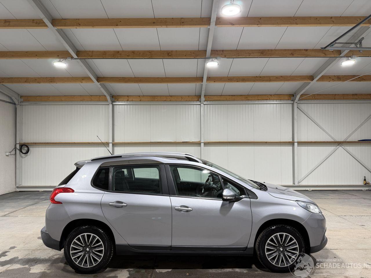 Peugeot 2008 1.2PureTech 60kW Automaat Pano Active