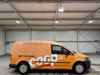 damaged commercial vehicles Volkswagen Caddy maxi 1.6TDI 75kW Cargocool BMT 2017/5