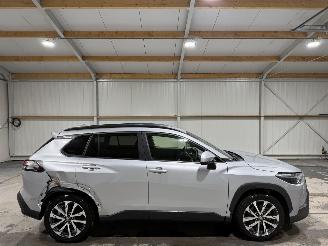 Vaurioauto  passenger cars Toyota Corolla Cross 2.0Hybrid 112kW Automaat High Power First Edition 2023/8