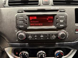 Kia Rio 1.4CVVT 80kW Executiveline Airco picture 14