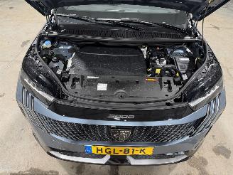 Peugeot e-3008 73kWh 157kWh GT Avantage 210 picture 26