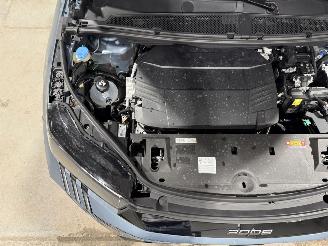 Peugeot e-3008 73kWh 157kWh GT Avantage 210 picture 28