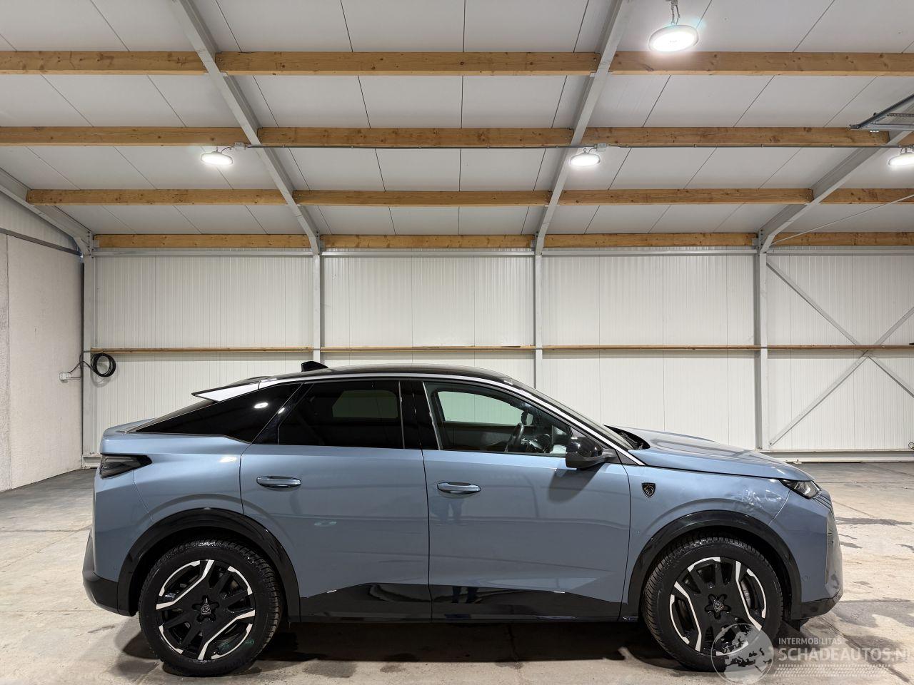 Peugeot e-3008 73kWh 157kWh GT Avantage 210