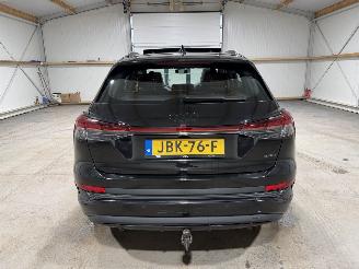 Audi Q4 E-Tron 45 82kWh 210kW Quattro S Edition Pano picture 7