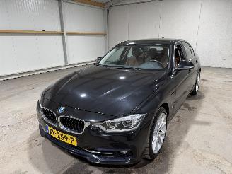BMW 3-serie 330e 135kW Automaat Centennial High Executive picture 10