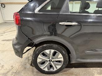 Kia e-Niro 64kWh 150kW Automaat Dynamicline picture 33