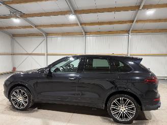 Porsche Cayenne S E-HYBRID 3.0S 245kW Pano picture 11