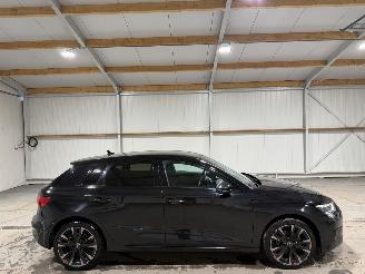 Schadeauto Audi A3 30TFSI 81kW Automaat Advanced Edition 2021/8