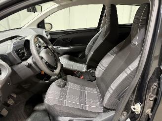 Peugeot 108 1.0e-VTi 50kW Airco Active picture 16
