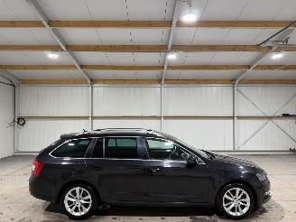 uszkodzony samochody osobowe Skoda Octavia 1.0TSI 85kW GreenTech Ambition Business 2018/5