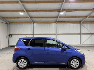 Schadeauto Toyota Verso S 1.3 VVT-i 73kW Automaat Airco Camera Navi Aspiration 2011/5