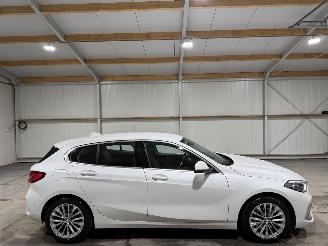 Schadeauto BMW 1-serie 118i 100kW Automaat High Executive 2021/1