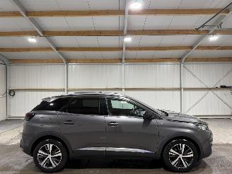 damaged passenger cars Peugeot 3008 1.2PT 96kW Automaat Pano Crossway 2019/3