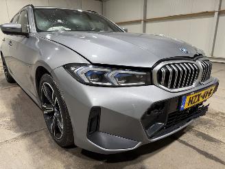 BMW 3-serie 330e 135kW Automaat Camera picture 21