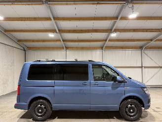Vaurioauto  passenger cars Volkswagen Multivan 2.0TSI 150kW 4-Motion  Automaat  Comfortline 2016/9